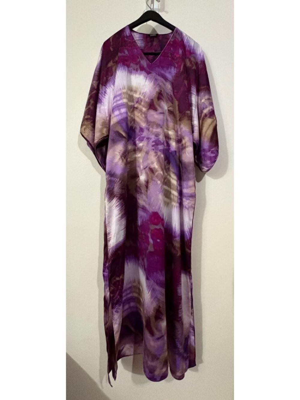 Natori Satin vneck kaftan dress size S color purple brown NWT